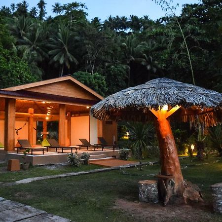 Two Fish Resort Lembeh Bitung Εξωτερικό φωτογραφία