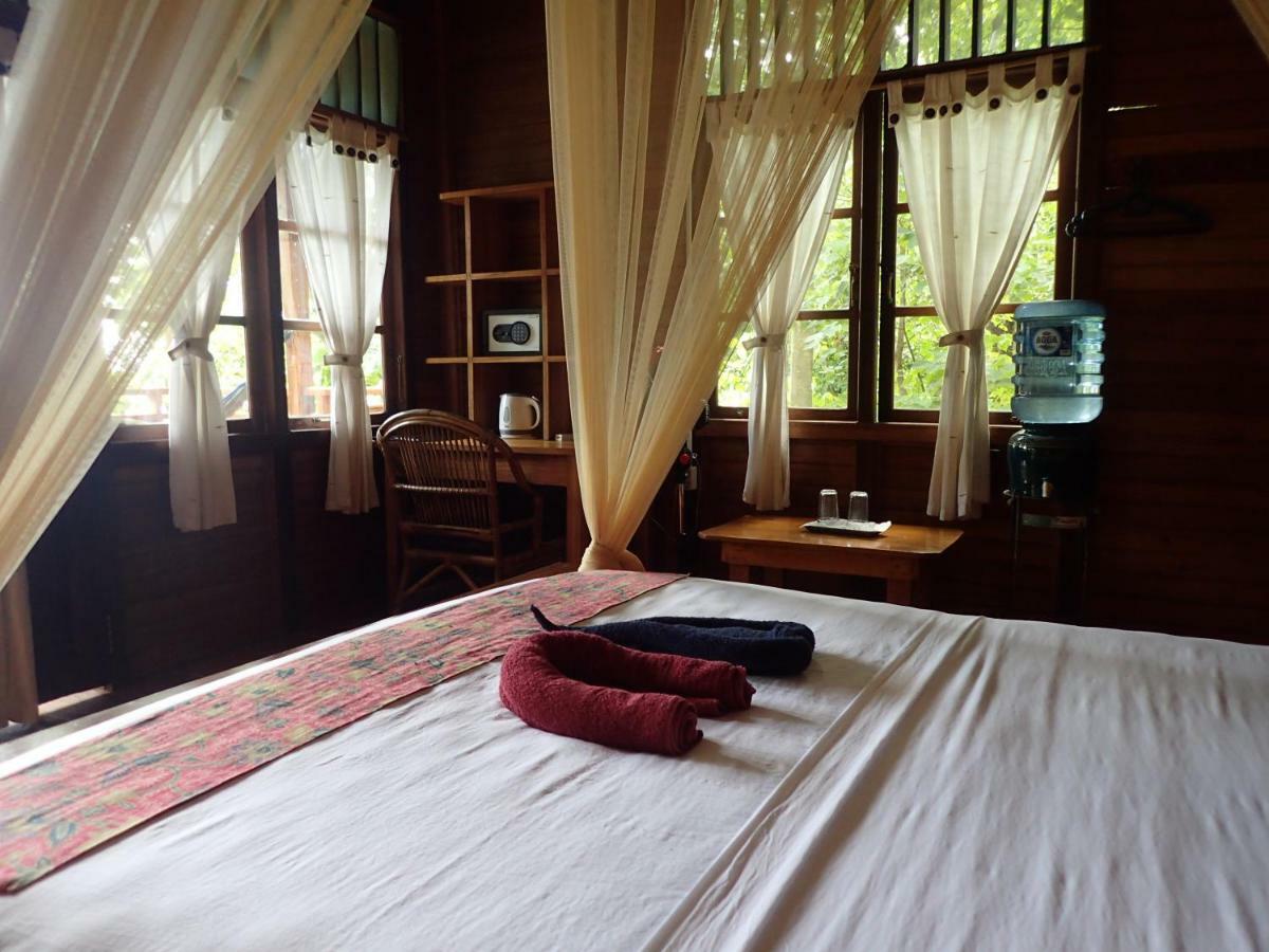 Two Fish Resort Lembeh Bitung Εξωτερικό φωτογραφία