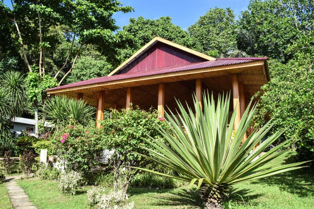 Two Fish Resort Lembeh Bitung Εξωτερικό φωτογραφία